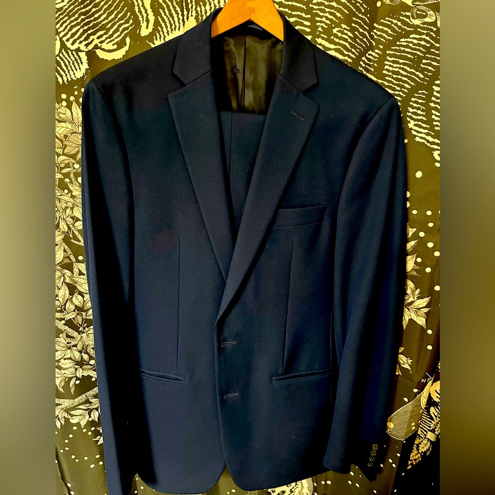 Royal blue men’s suit. Ryan Seacrest from Macys.